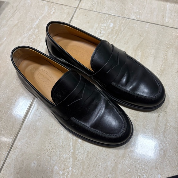 Tod's Other - Tod's Classic Black Leather Slip-On Loafers